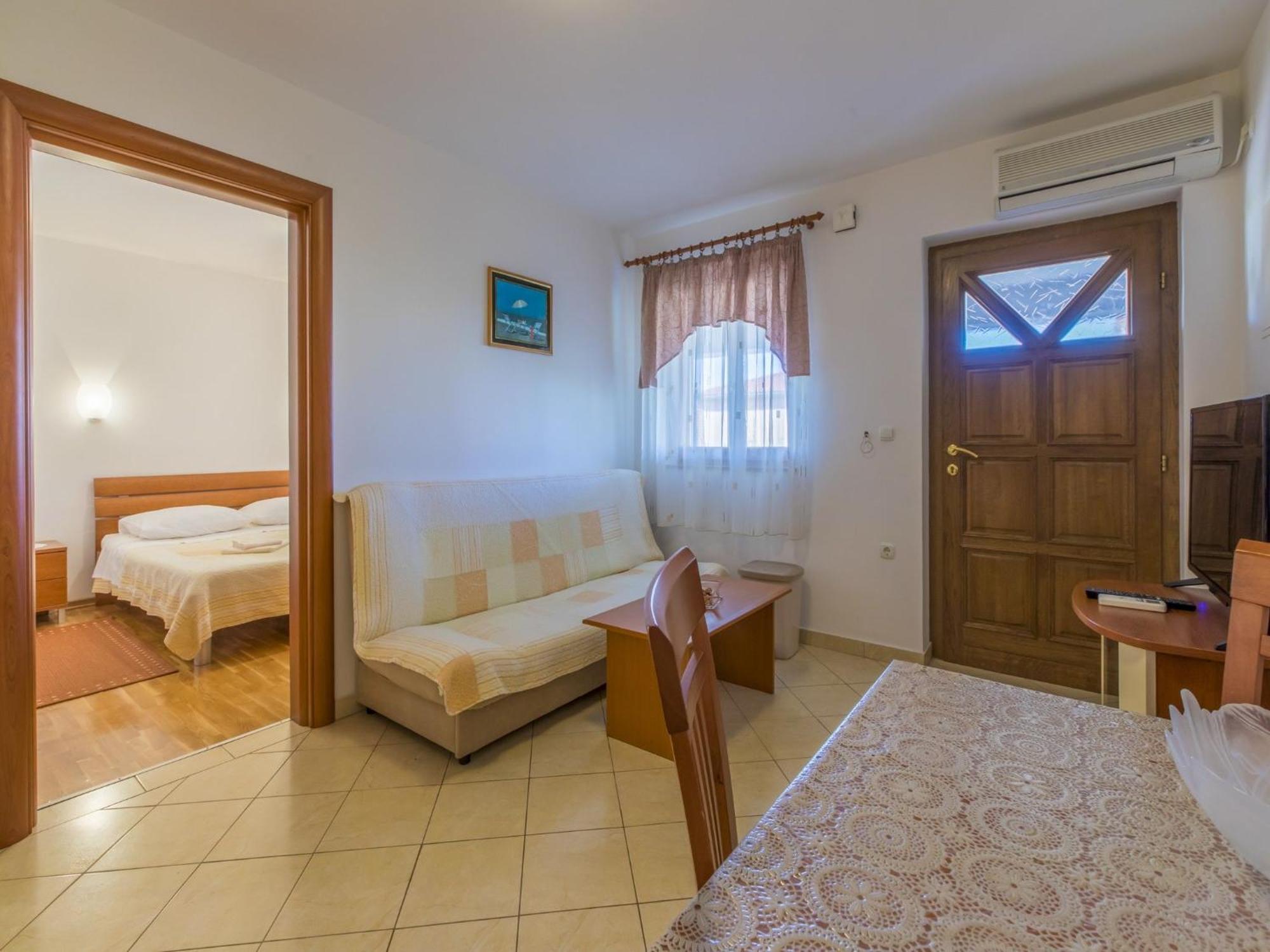 Apartments Dino Crikvenica Esterno foto