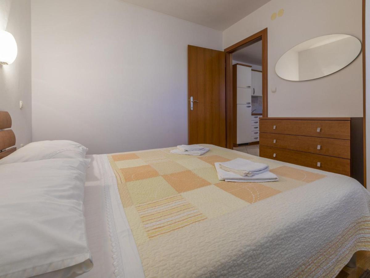 Apartments Dino Crikvenica Esterno foto
