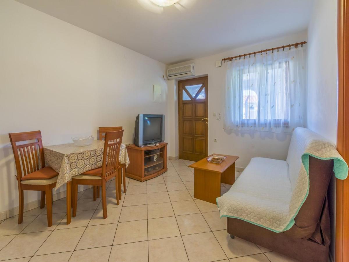 Apartments Dino Crikvenica Esterno foto