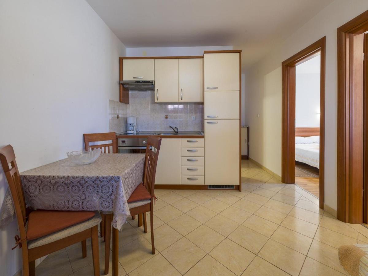 Apartments Dino Crikvenica Esterno foto