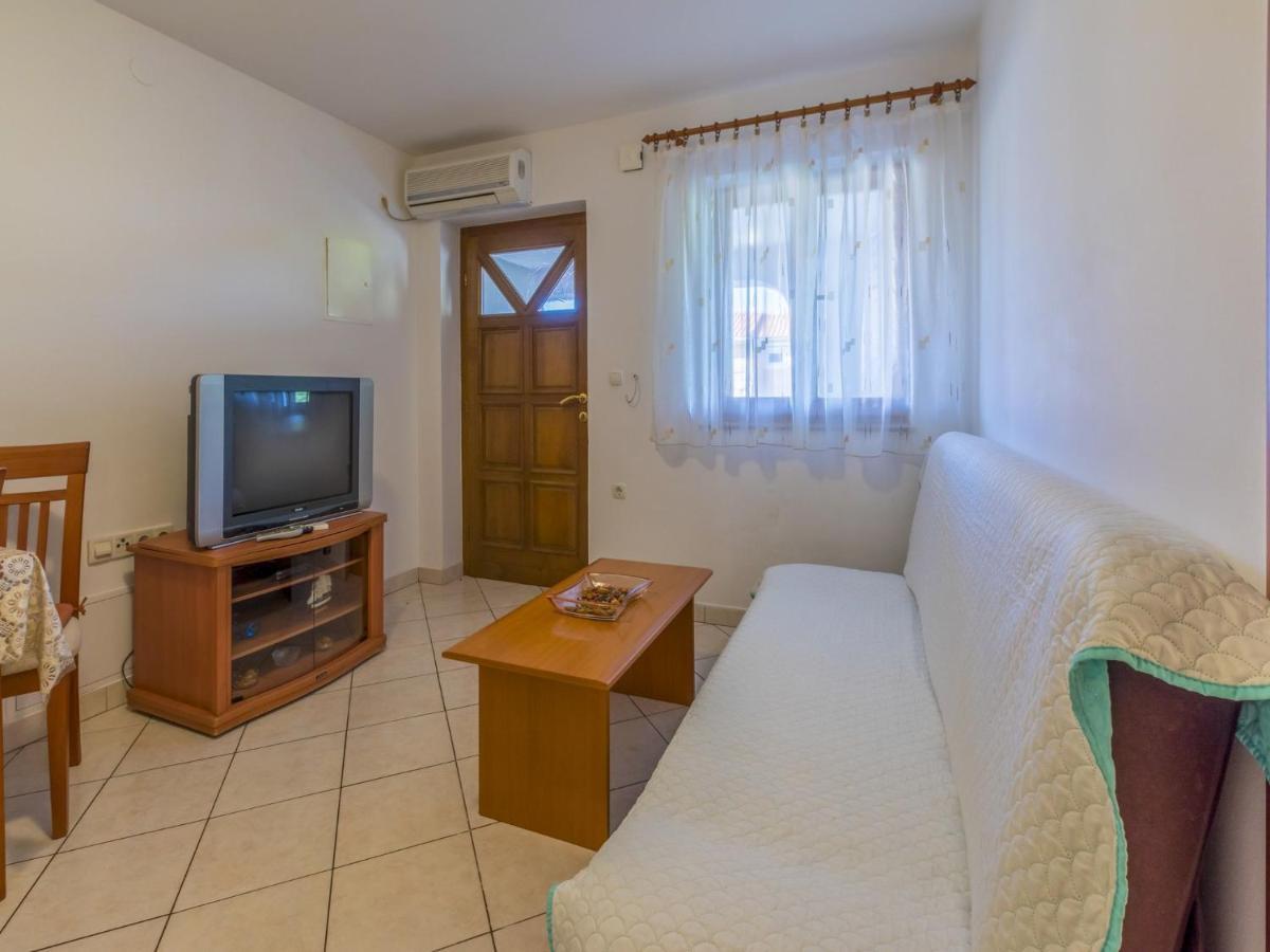 Apartments Dino Crikvenica Esterno foto