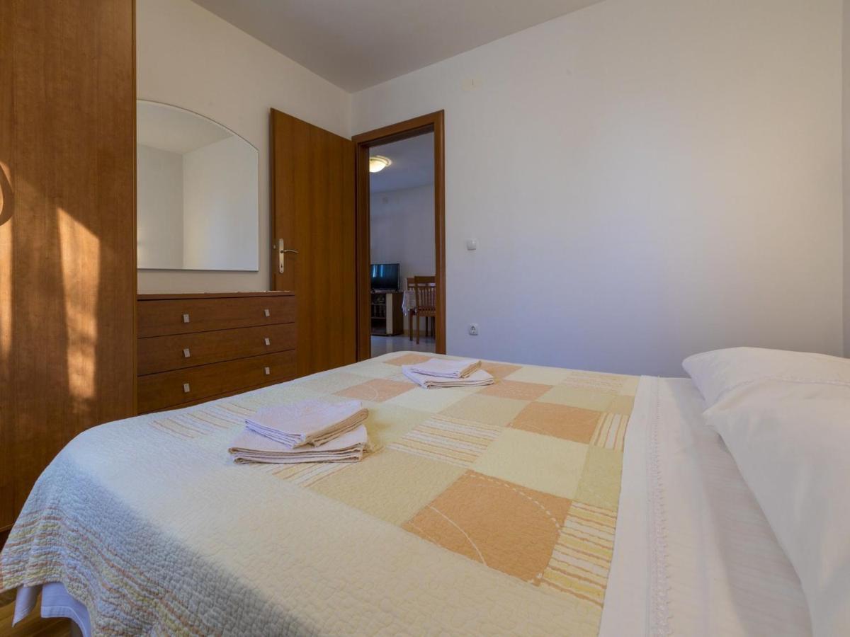 Apartments Dino Crikvenica Esterno foto